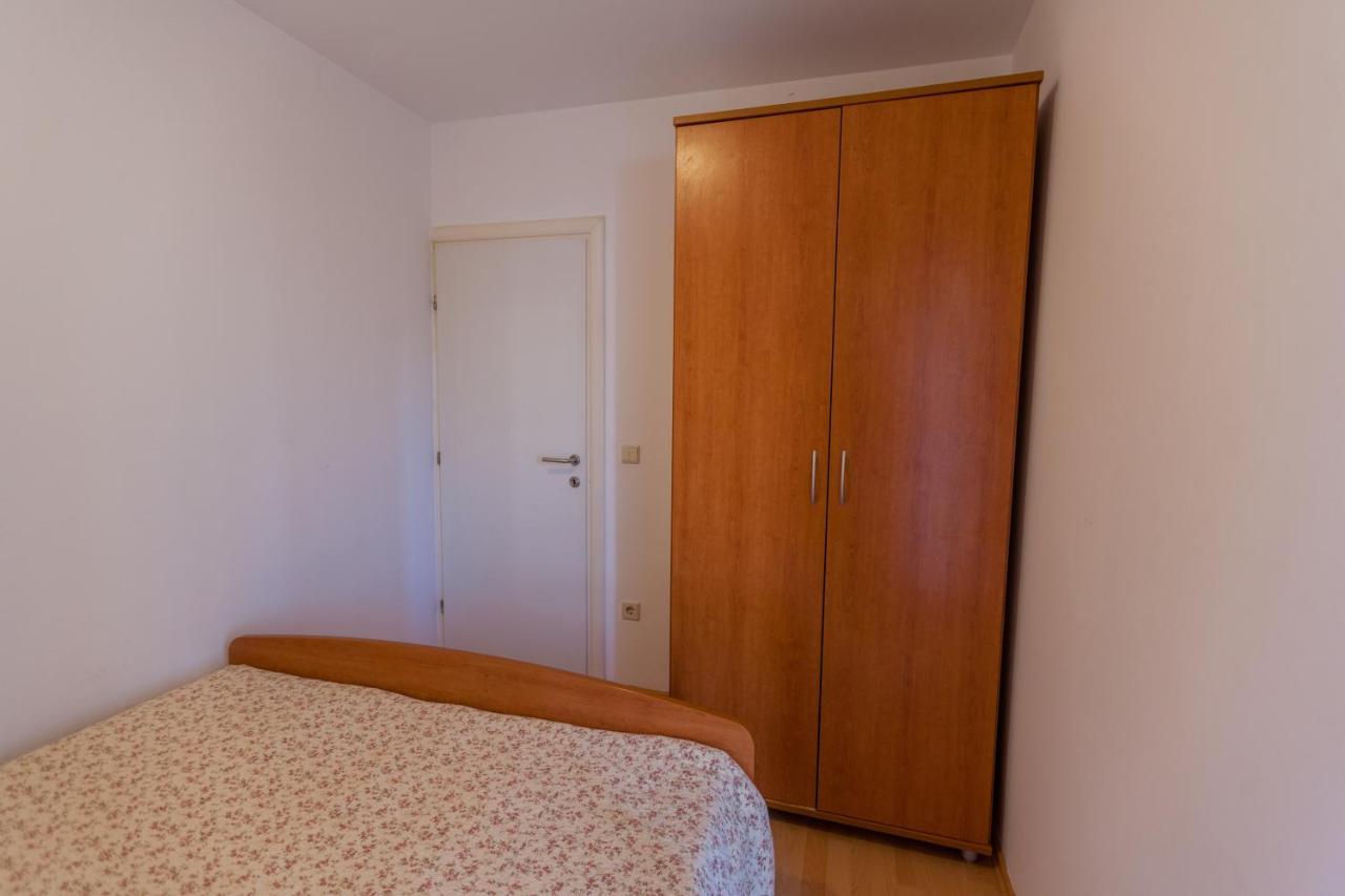 Apartman Mare Lovrečica Eksteriør bilde