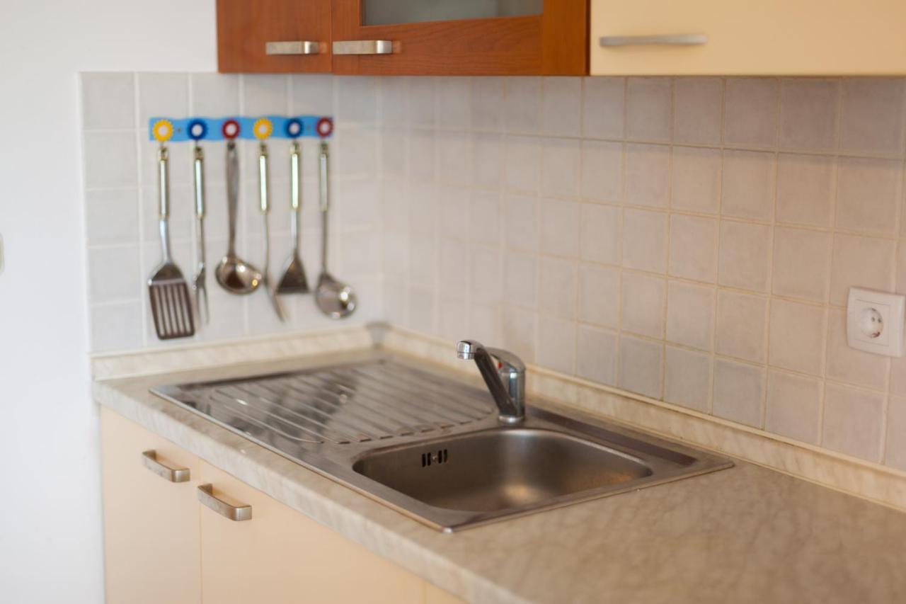 Apartman Mare Lovrečica Eksteriør bilde